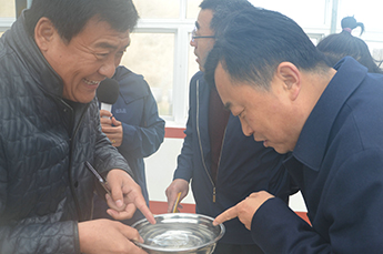 滨城区渔业资源服务中心领导莅临3499手机版拉斯维加斯,3499拉斯维加斯集团旗下农业产业清洋湖科技有限公司进行技术交流