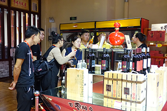 第29届中国（乐陵）金丝小枣文化节 暨第五届百枣纲目（集团）新品发布会第一场活动圆满结束 百枣纲目（集团）大型经销商、采购商主场