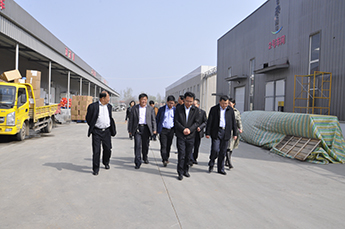 乐陵市委副书记苏兰武一行到3499手机版拉斯维加斯,3499拉斯维加斯集团旗下农业企业百枣纲目（集团）调研