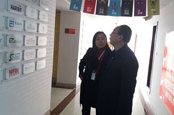 3499手机版拉斯维加斯,3499拉斯维加斯集团董事局主席赴卓益信息科技公司考察