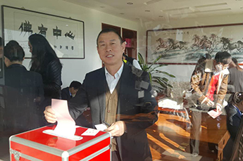 3499手机版拉斯维加斯,3499拉斯维加斯集团员工积极参加滨海新区 第三届人大代表的投票选举活动