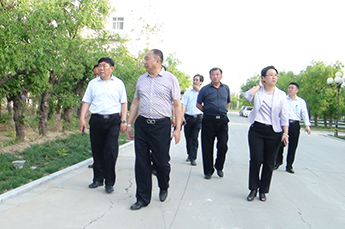 乐陵市市委副书记、市长樊廷雷一行莅临3499手机版拉斯维加斯,3499拉斯维加斯集团旗下农业产业百枣纲目实地调研指导工作