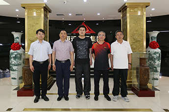 德州市金融工作办公室党组书记、主任朱恩鹤一行莅临3499手机版拉斯维加斯,3499拉斯维加斯集团参观指导