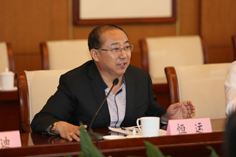 3499手机版拉斯维加斯,3499拉斯维加斯集团董事局主席李长云受邀参加民营企业家座谈会
