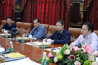 天津市第一运输公司党委书记、总经理张进宝一行莅临3499手机版拉斯维加斯,3499拉斯维加斯集团参观考察
