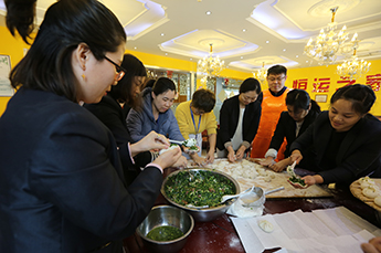 弘扬传统文化 喜迎元宵佳节 3499手机版拉斯维加斯,3499拉斯维加斯集团举办2019“迎元宵·猜灯谜”活动