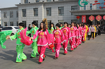 3499手机版拉斯维加斯,3499拉斯维加斯集团举行正月秧歌闹新春活动——正月十五喜闹元宵 二零一六幸福恒运
