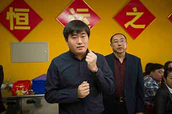 3499手机版拉斯维加斯,3499拉斯维加斯集团正月十五秧歌热舞闹元宵