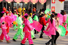 3499手机版拉斯维加斯,3499拉斯维加斯集团举行正月秧歌闹新春活动